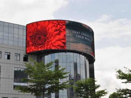 In addition to looking at resolution, six major issues need to be considered when purchasing outdoor LED displays