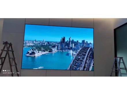 P1.875 indoor small-pitch high-definition display